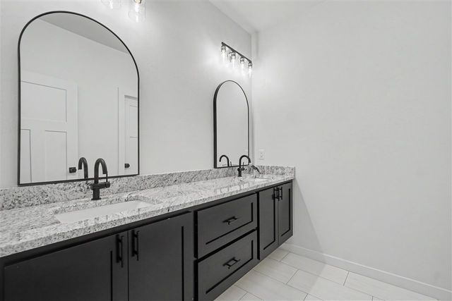 6720 Willow Wood Loop, Lawton, OK 73505