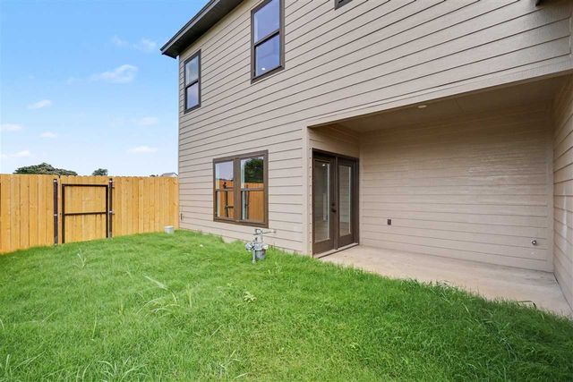 6720 Willow Wood Loop, Lawton, OK 73505