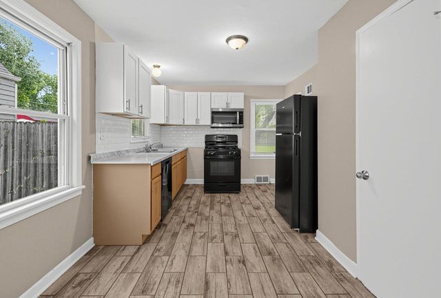 3807 N 54th BOULEVARD, Milwaukee, WI 53216