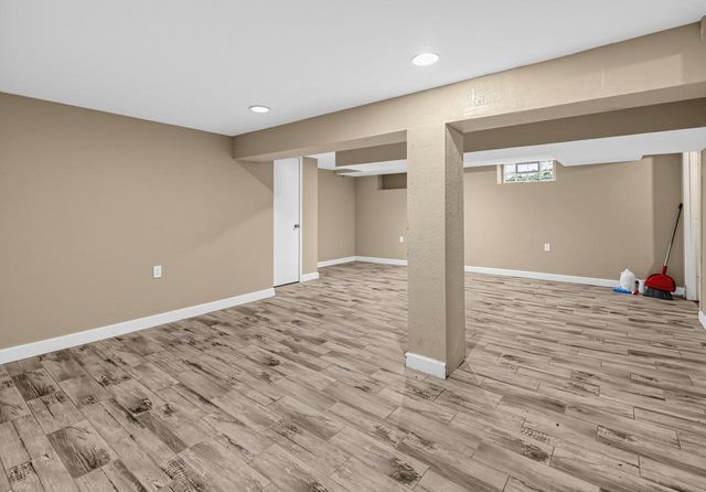 3807 N 54th BOULEVARD, Milwaukee, WI 53216