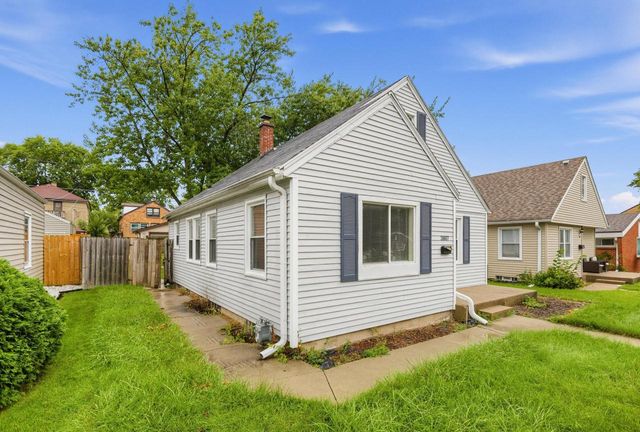 3807 N 54th BOULEVARD, Milwaukee, WI 53216