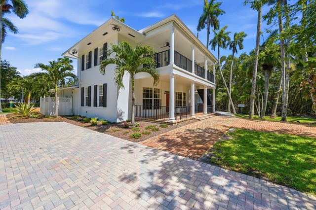 905 NE 28th Street 206, Wilton Manors, FL 33334
