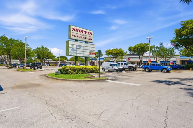 905 NE 28th Street 206, Wilton Manors, FL 33334