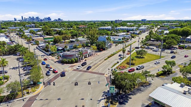 905 NE 28th Street 206, Wilton Manors, FL 33334