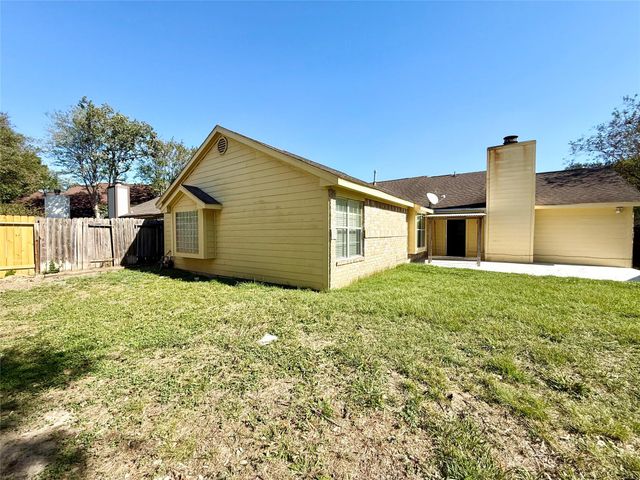 11911 Green Glade Drive, Houston, TX 77099