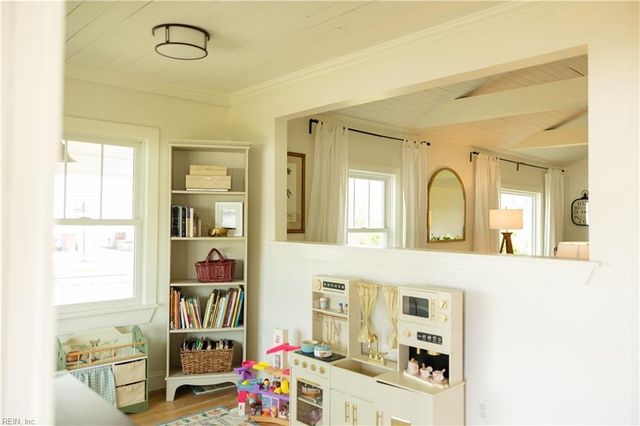 1361 Elbow RD, Chesapeake, VA 23320