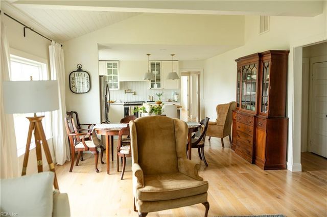 1361 Elbow RD, Chesapeake, VA 23320