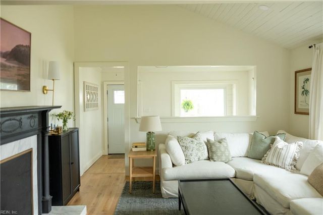 1361 Elbow RD, Chesapeake, VA 23320