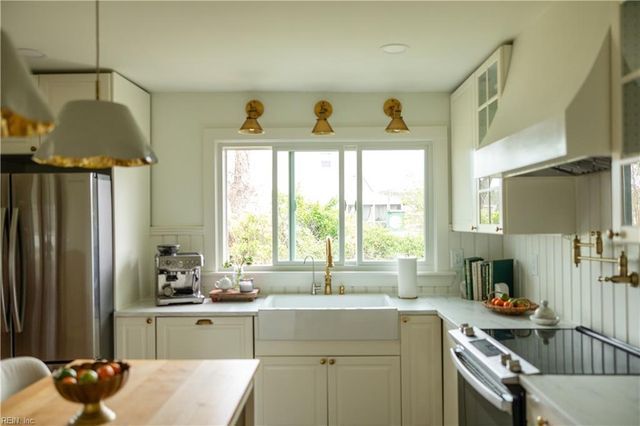 1361 Elbow RD, Chesapeake, VA 23320