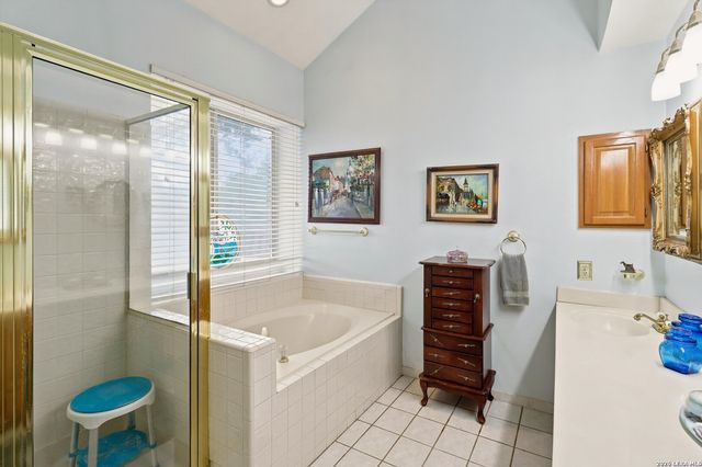 1246 Reawick Dr, San Antonio, TX 78253