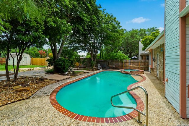 1246 Reawick Dr, San Antonio, TX 78253