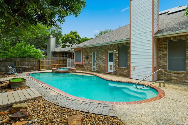 1246 Reawick Dr, San Antonio, TX 78253
