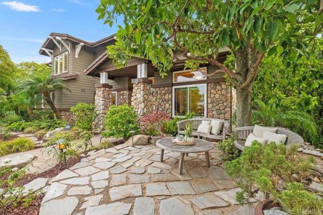 7971 Paseo Esmerado, Carlsbad, CA 92009