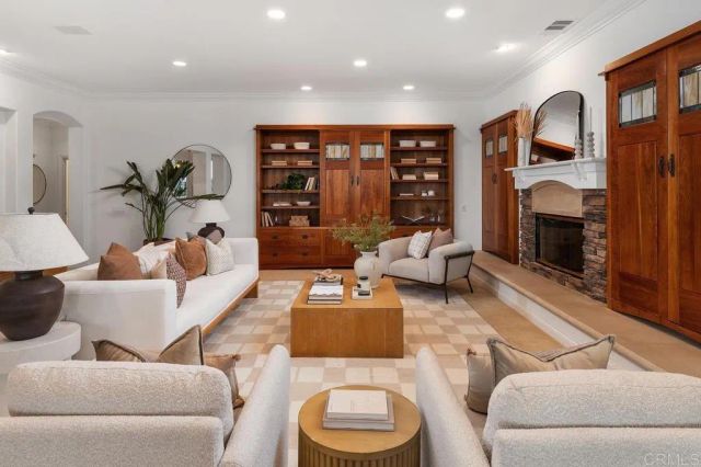 7971 Paseo Esmerado, Carlsbad, CA 92009