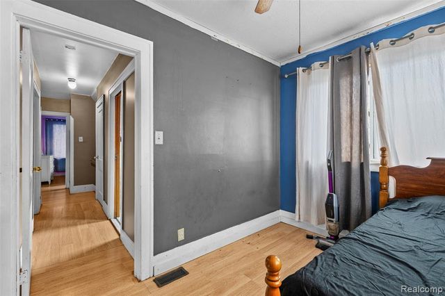 5003 Maple Street, Dearborn, MI 48126