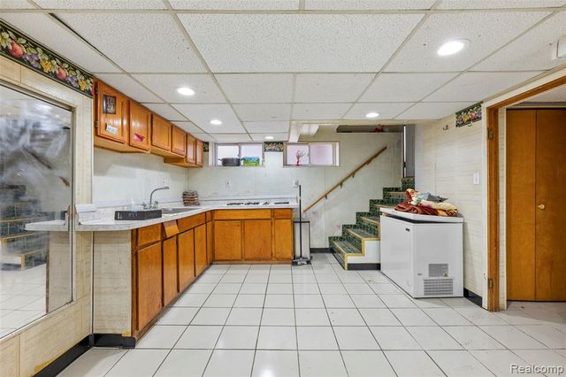 5003 Maple Street, Dearborn, MI 48126