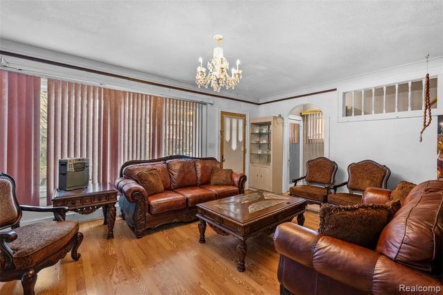 5003 Maple Street, Dearborn, MI 48126