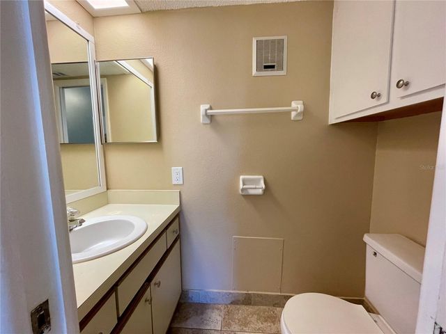 2780 PARK DRIVE D 4, Clearwater, FL 33763