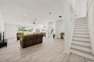 7730 Barren Ridge Dr, San Antonio, TX 78239