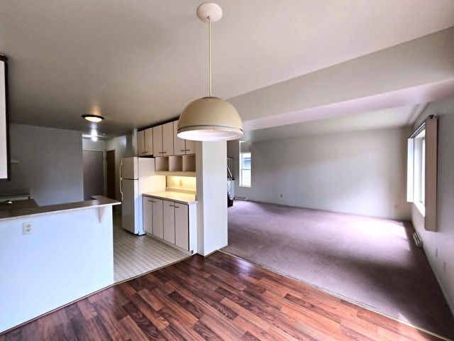 722 N HAWTHORNE DRIVE, Appleton, WI 54915
