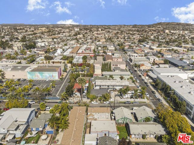 1060 E 6th Street, Long Beach, CA 90802