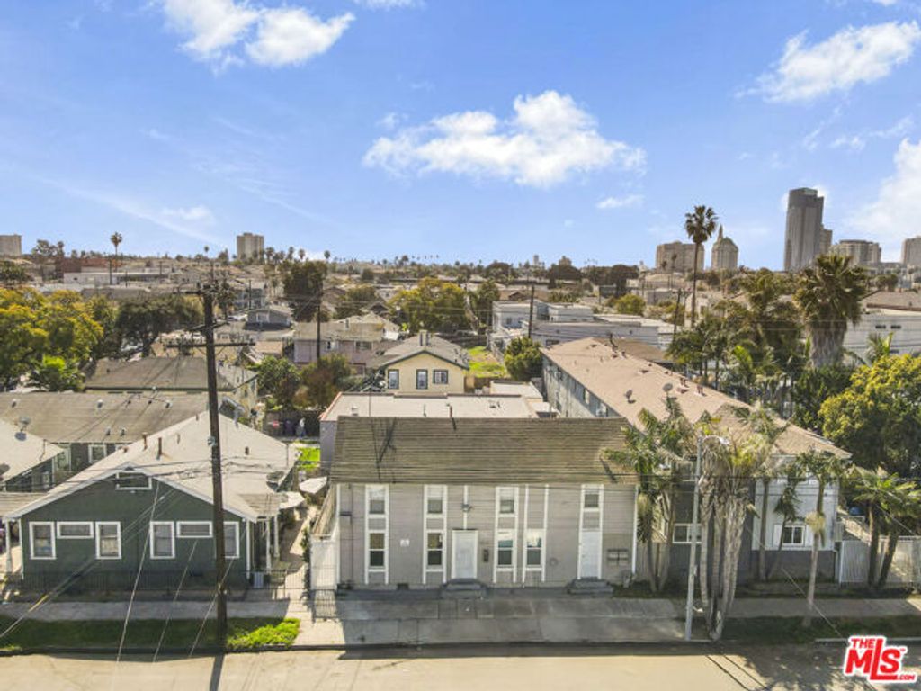 1060 E 6th Street, Long Beach, CA 90802