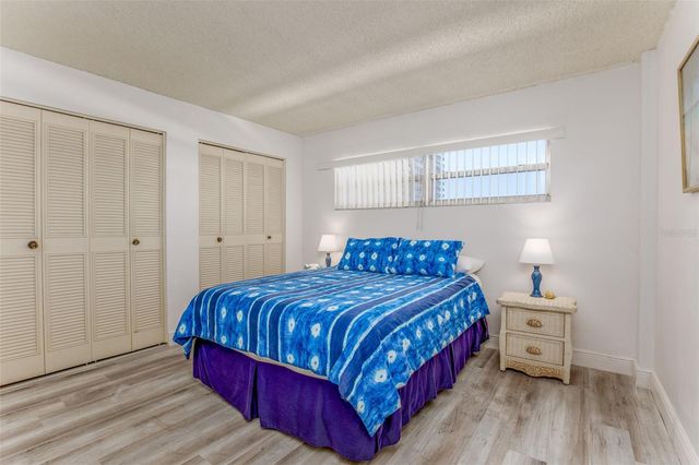 7405 BAY ISLAND DRIVE S 321, South Pasadena, FL 33707