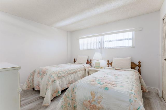 7405 BAY ISLAND DRIVE S 321, South Pasadena, FL 33707