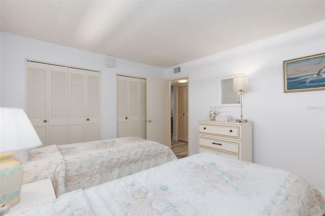 7405 BAY ISLAND DRIVE S 321, South Pasadena, FL 33707