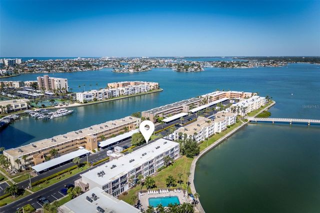 7405 BAY ISLAND DRIVE S 321, South Pasadena, FL 33707