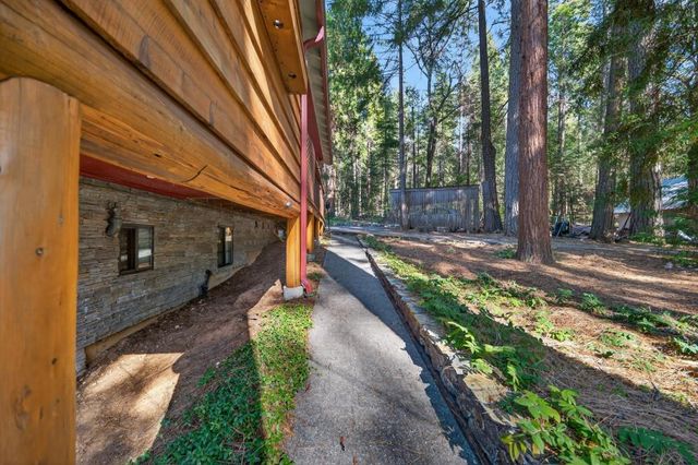 13052 Wood Rose Way, Grass Valley, CA 95945