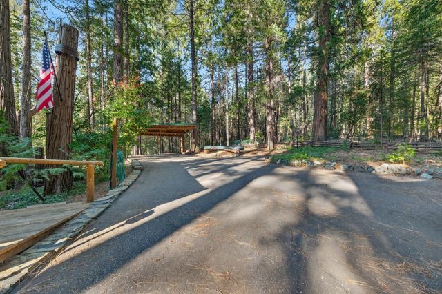 13052 Wood Rose Way, Grass Valley, CA 95945
