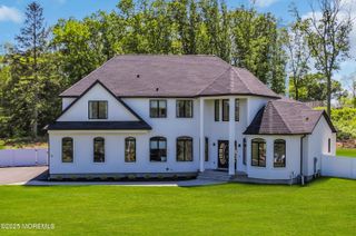 36 School Road E, Marlboro, NJ 07746
