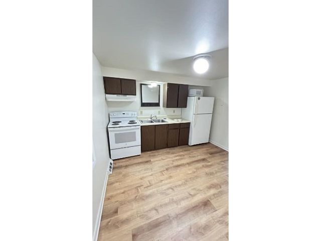 1036 North Avenue, Burlington, VT 05401