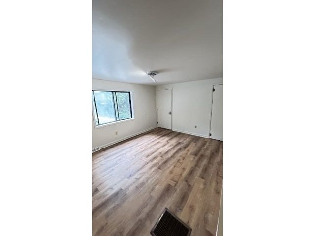 1036 North Avenue, Burlington, VT 05401