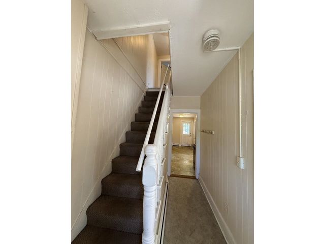 1036 North Avenue, Burlington, VT 05401
