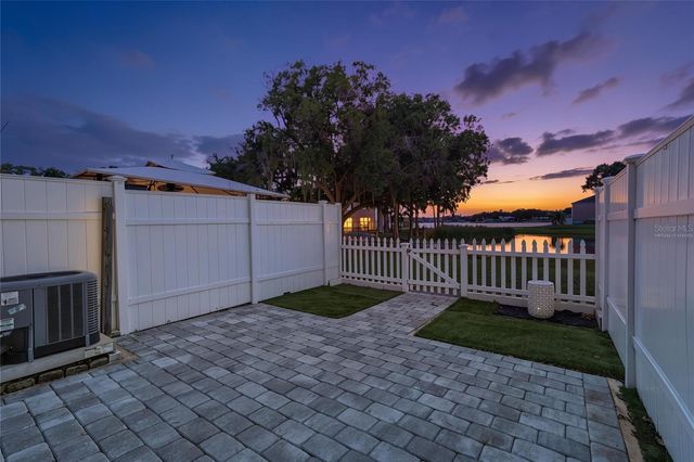 13747 JUNIPER BLOSSOM DRIVE, Tampa, FL 33618