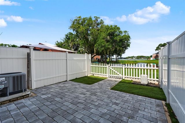 13747 JUNIPER BLOSSOM DRIVE, Tampa, FL 33618