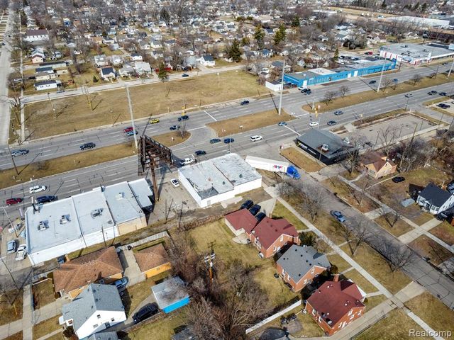 12732 E 8 Mile Road, Detroit, MI 48205