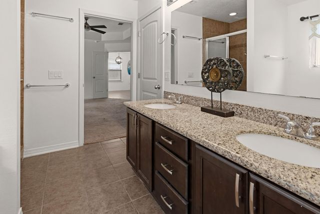 8434 Island Drive, Navarre, FL 32566