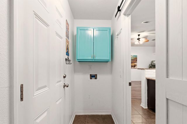 8434 Island Drive, Navarre, FL 32566