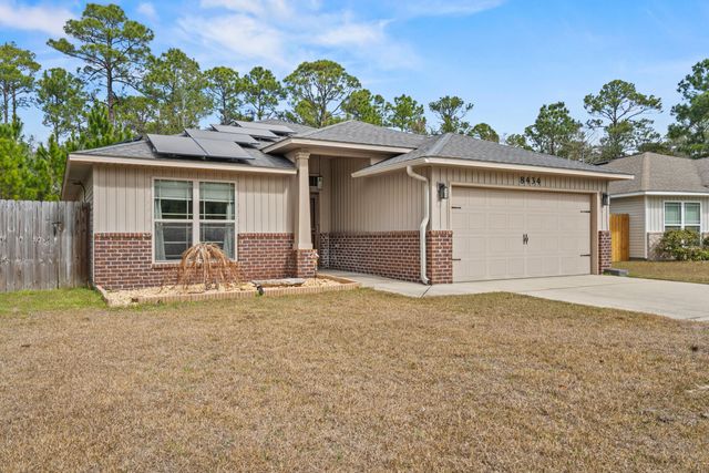 8434 Island Drive, Navarre, FL 32566