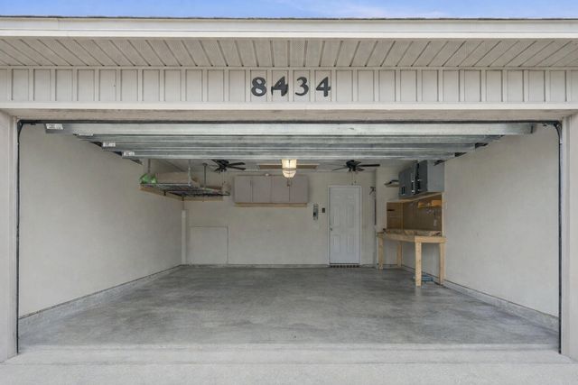 8434 Island Drive, Navarre, FL 32566