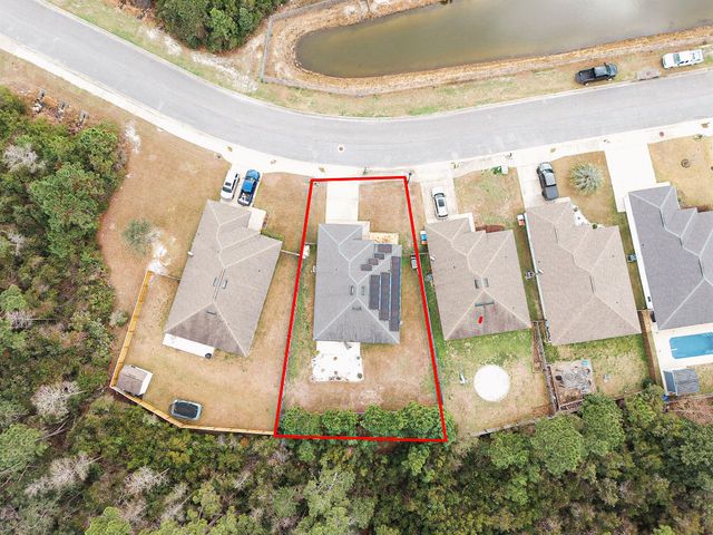 8434 Island Drive, Navarre, FL 32566