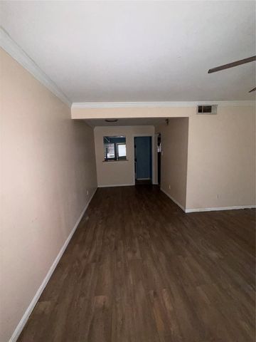 5208 Arboles Drive B1, Houston, TX 77035