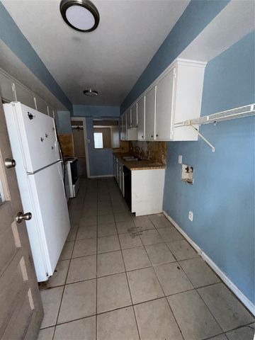 5208 Arboles Drive B1, Houston, TX 77035