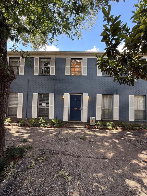 5208 Arboles Drive B1, Houston, TX 77035