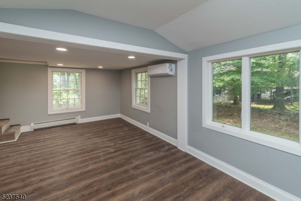 496 Manchester Ave, North Haledon Boro, NJ 07508 — photo 4