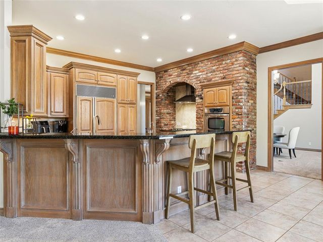 18632 Wolf Creek Drive, Edmond, OK 73012