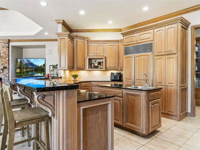 18632 Wolf Creek Drive, Edmond, OK 73012